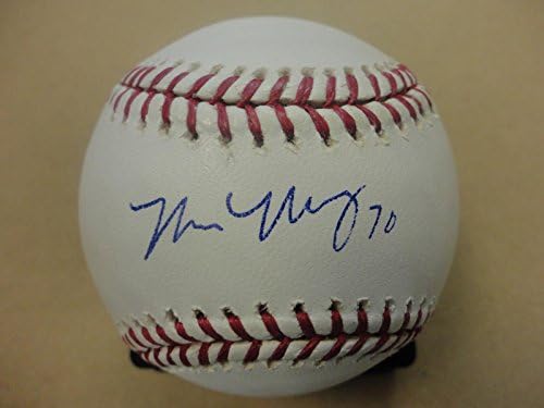 Майкъл Мэгрю Лос Анджелис Доджърс Подписа договор с генералния директор на Мейджър лийг Бейзбол с Автограф - Бейзболни топки С Автографи