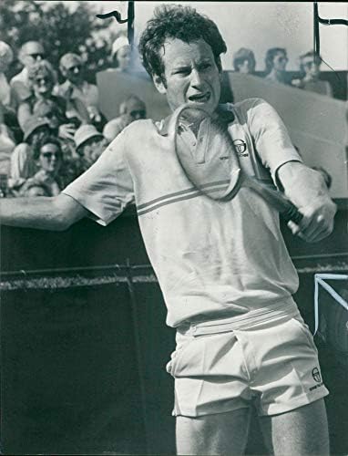 Реколта снимка на Джон Макинроя, на бившия американски тенисист