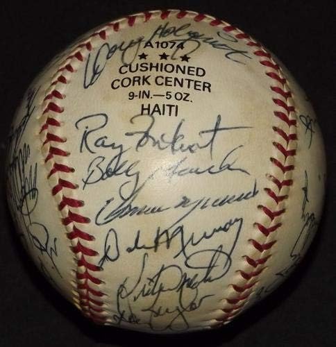 1984 Янкис Йога Берра Дон Маттингли Дейв Winfield Подписа договор с бейзболен отбор AH JSA! - Бейзболни топки